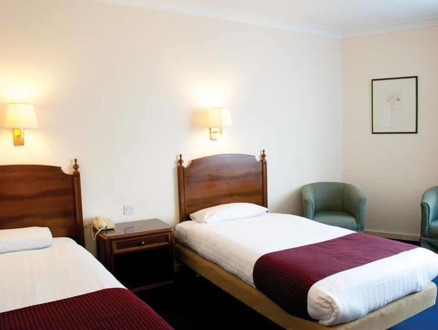 The Bell Hotel Epping Dış mekan fotoğraf