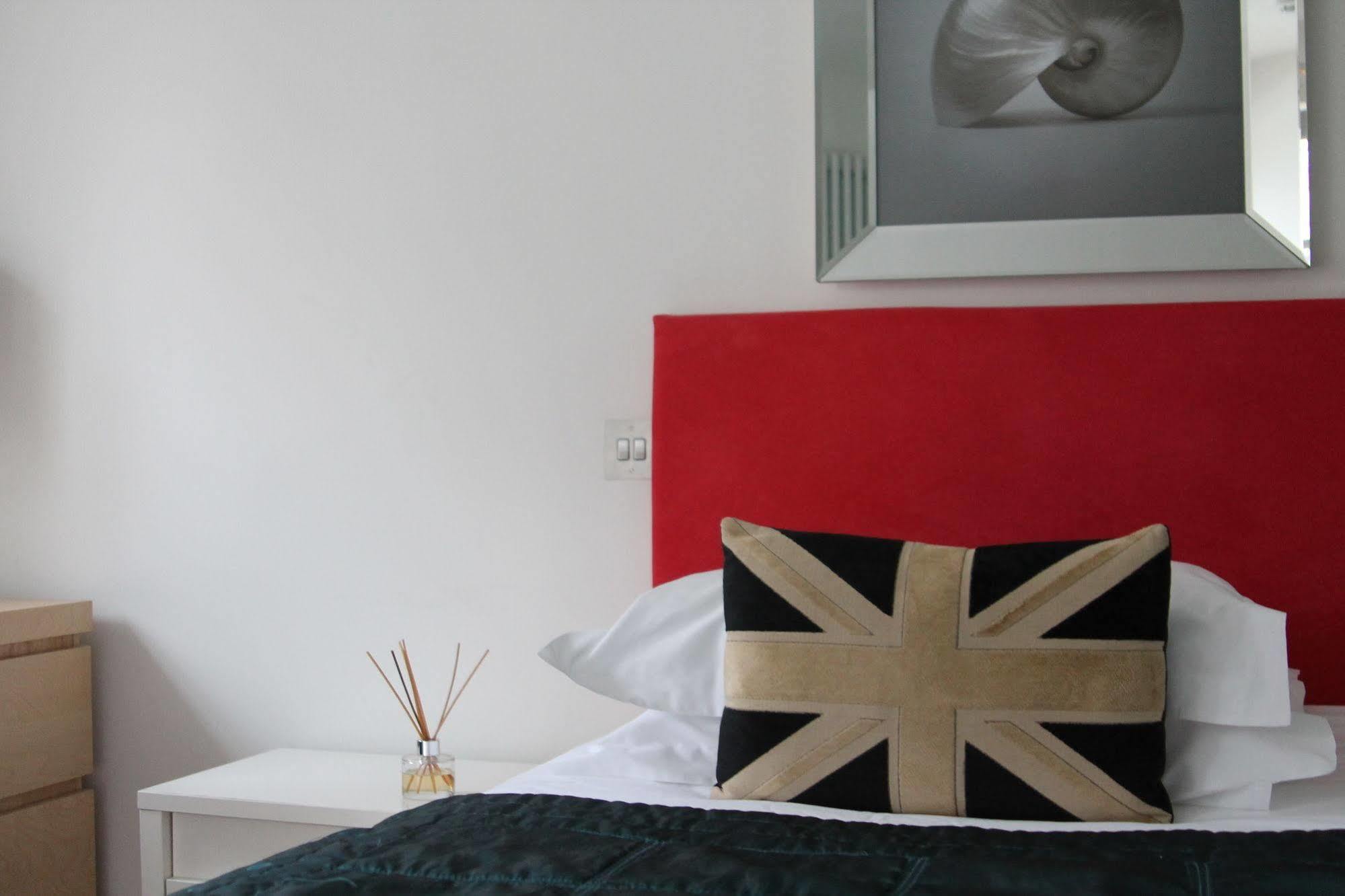 The Bell Hotel Epping Dış mekan fotoğraf